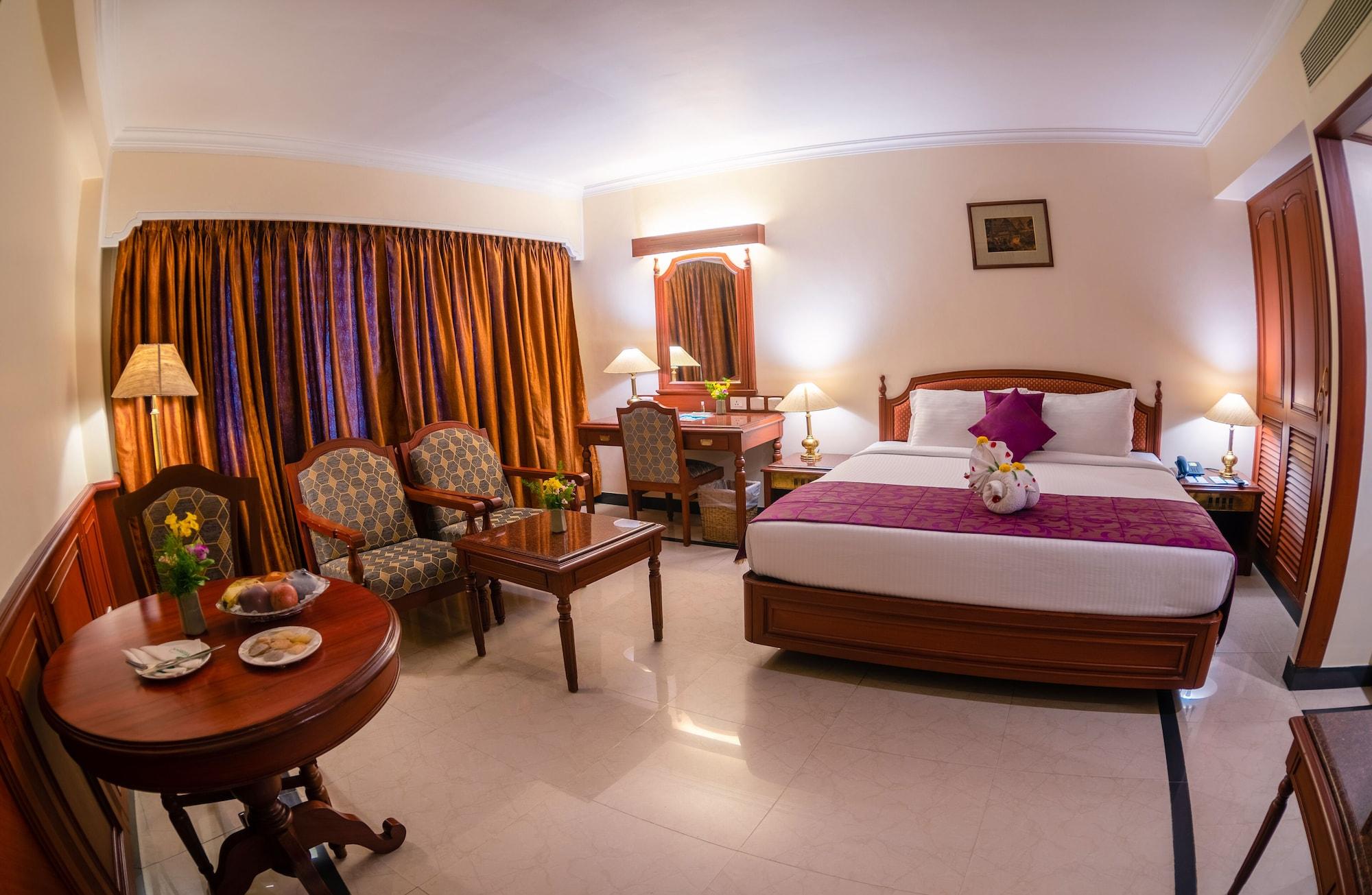 Hotel Annamalai International Пондичерри Экстерьер фото