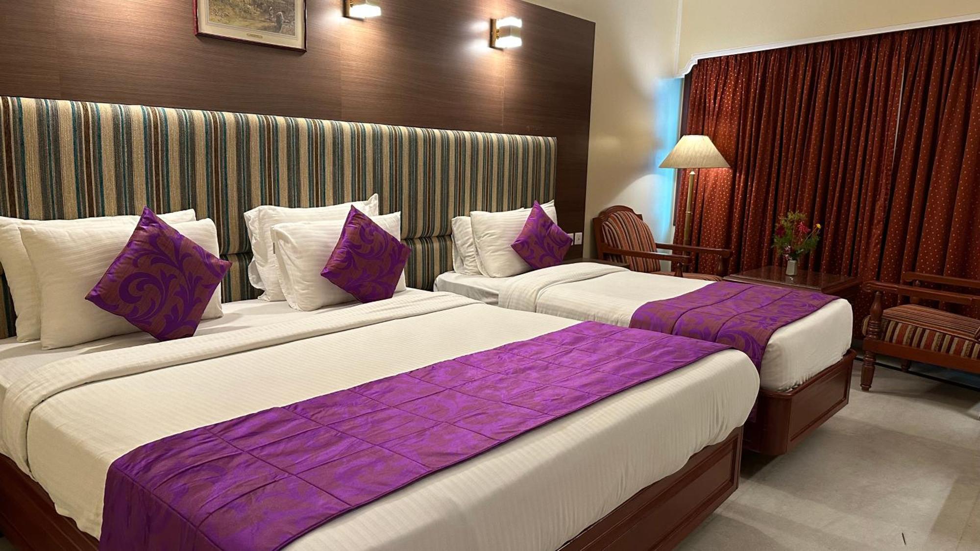 Hotel Annamalai International Пондичерри Экстерьер фото